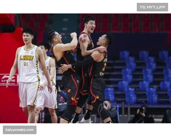 山西队三连胜展现黑马成色 团队篮球体系效果显著